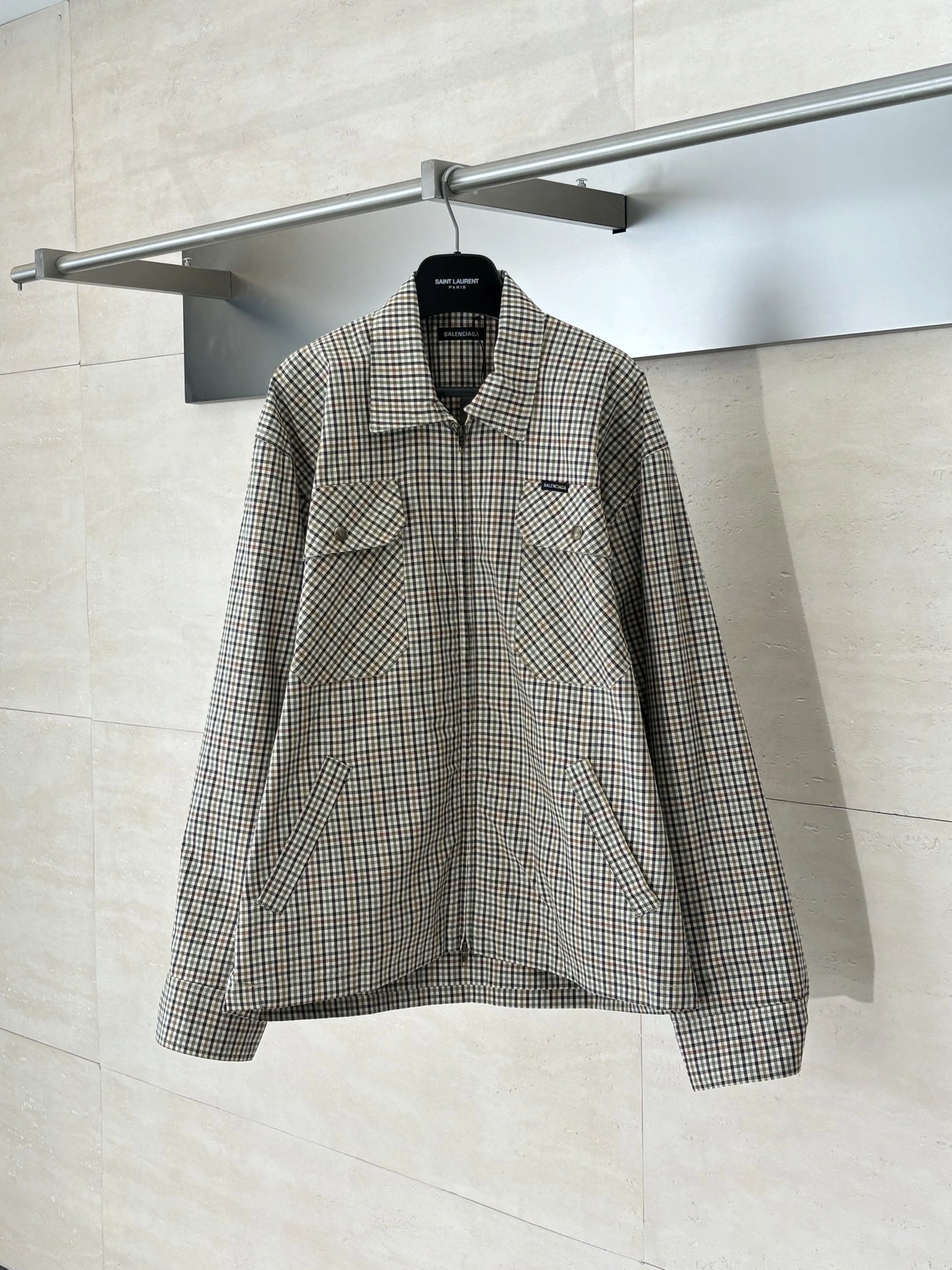 wg.luxury- 218593i16 oversize item:E-F363H1923